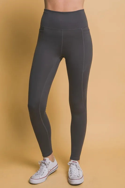 Her Femme Fit High-Rise Leggings in Dark Grey, detail view 2