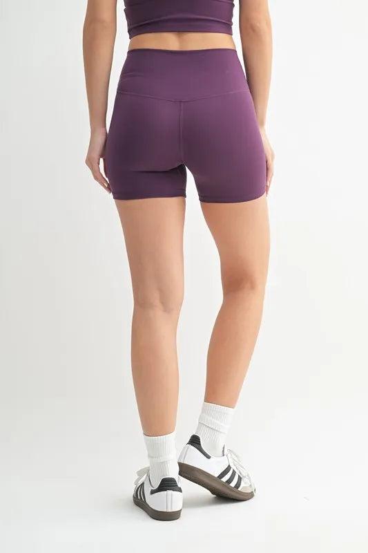 Her Femme Fit Cloud Sculpt Contour Biker Shorts in Merlot, detail view 2